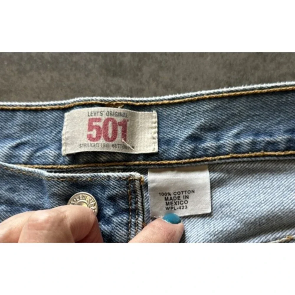 Levi's 501 jeans button fly 34x34 *shrunk* 33x29 distressed grunge normcore